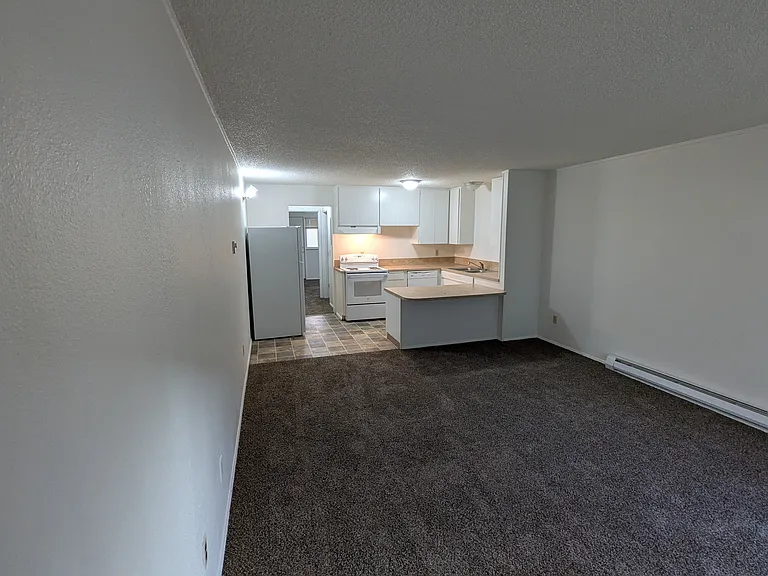 1722 Broadway St NE #1722 — Photo 5