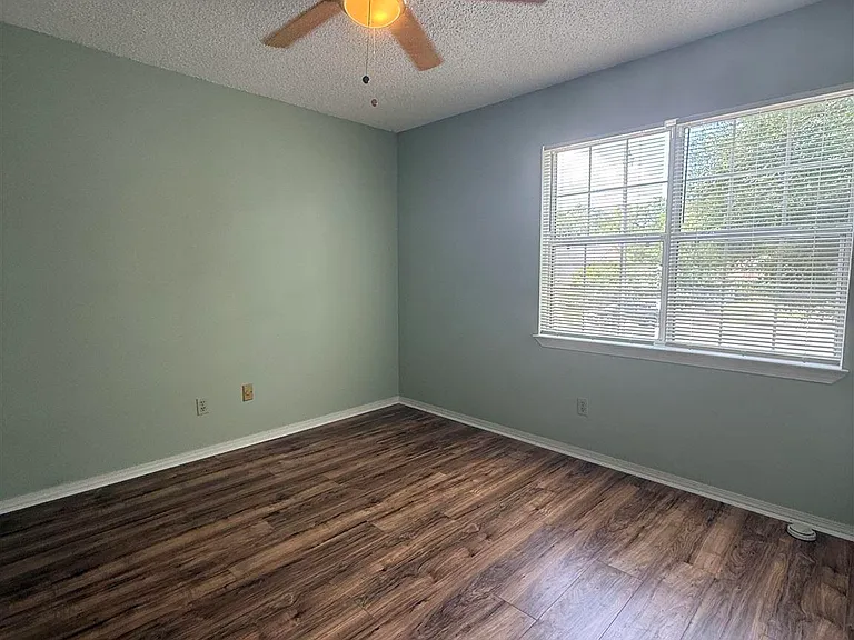 3004 Cedarwood Village Ln — Photo 19