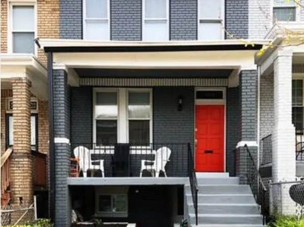 323 Todd Pl NE #1, Washington, DC 20002