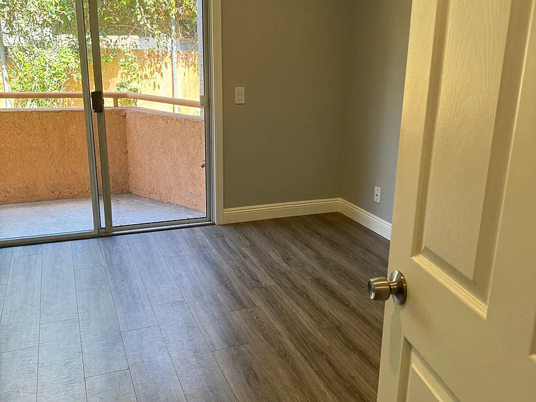 14005 Arthur Ave #21 — Photo 2