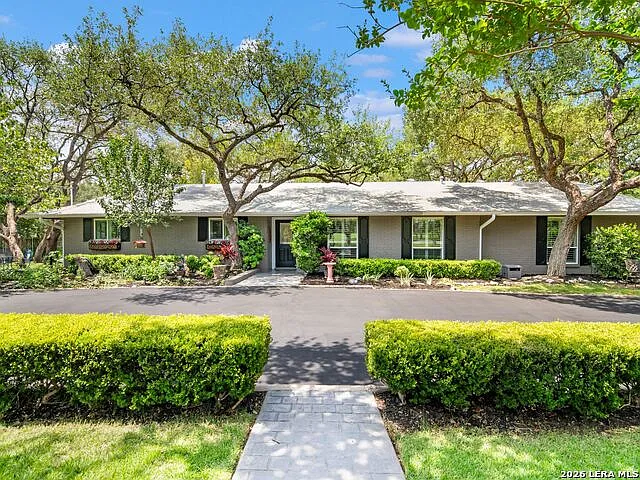 132 Wagon Trail Rd — Photo 2