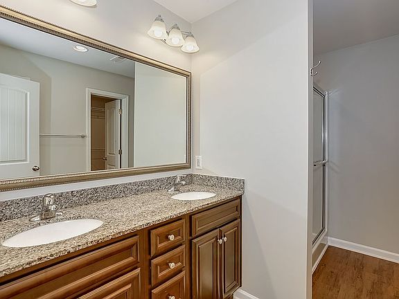 Owner Suite Double Vanity