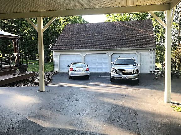 3 bay detached garage