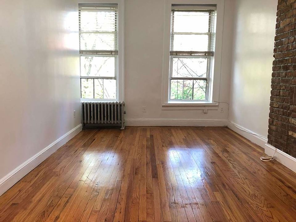 1st image of 453 W 47th St #4A
