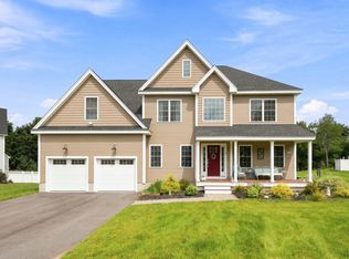 6 Geramat Way, Methuen, MA 01844