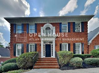 1231 Kelvington Way SW, Lilburn, GA 30047