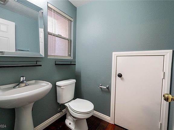 5th image of 7687 Hampton Cove Ln