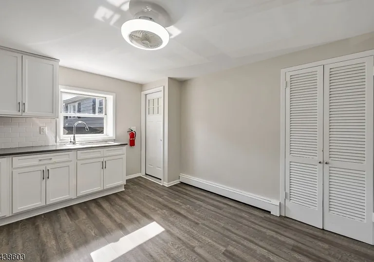 388 Main St — Photo 3