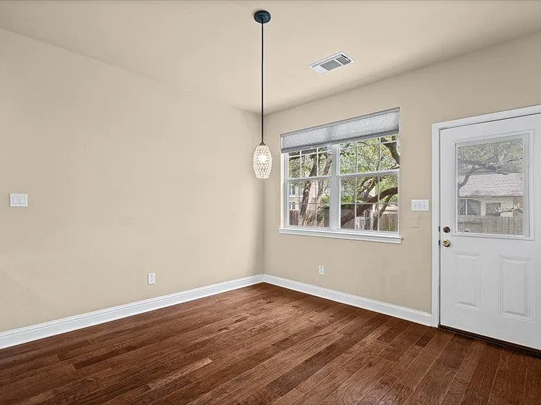 6925 Larue Belle Cv — Photo 12