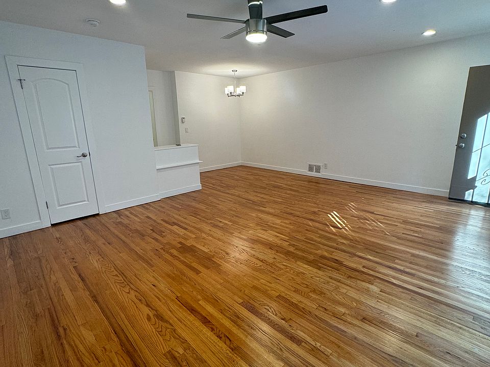 1st image of 606 Acanto St #608