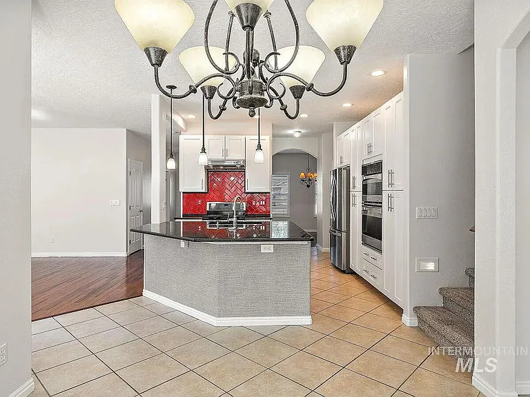 13985 W Chatsworth Ct — Photo 11