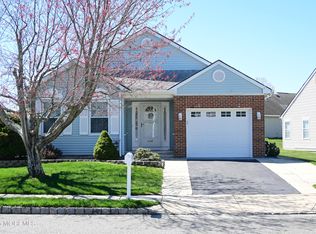 106 Chesterfield Lane, Toms River, NJ 08757