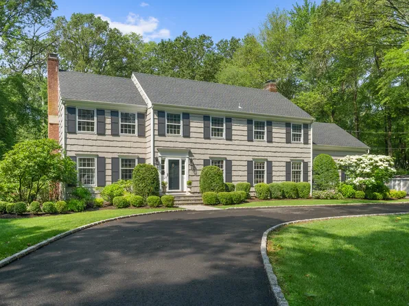 23 Maplewood Drive, Darien, CT 06820