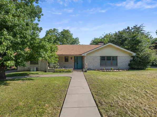 2308 Royal Ln, Greenville, TX 75402