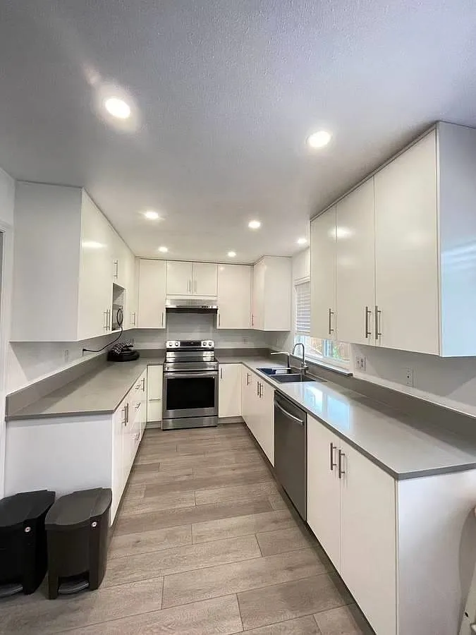 3 bed, 1682 sqft, $3,500 — Photo 2