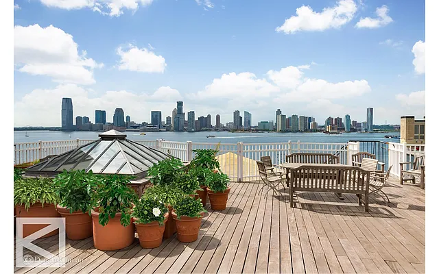 Sold by Douglas Elliman | media 15