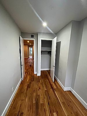 5th image of 237 Putnam Ave #1