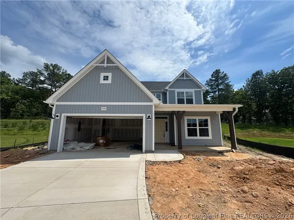 298 Rough Ridge Trl, Aberdeen, NC 28315