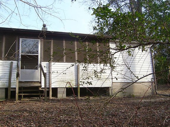 3rd image of 212 Alesa Dr