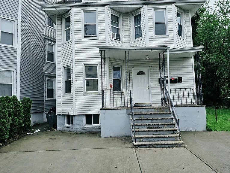 79 Eaton Pl #1 — Photo 1