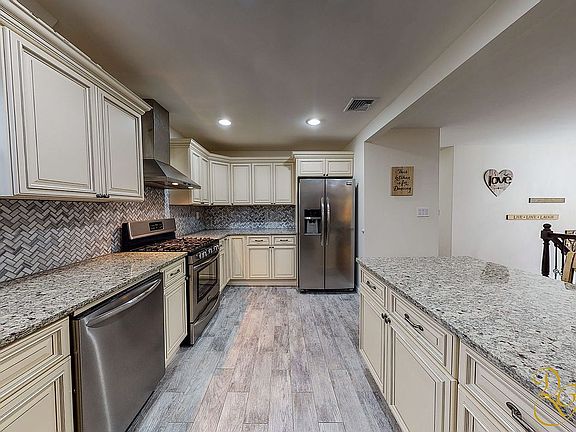 4th image of 739 Katan Ave