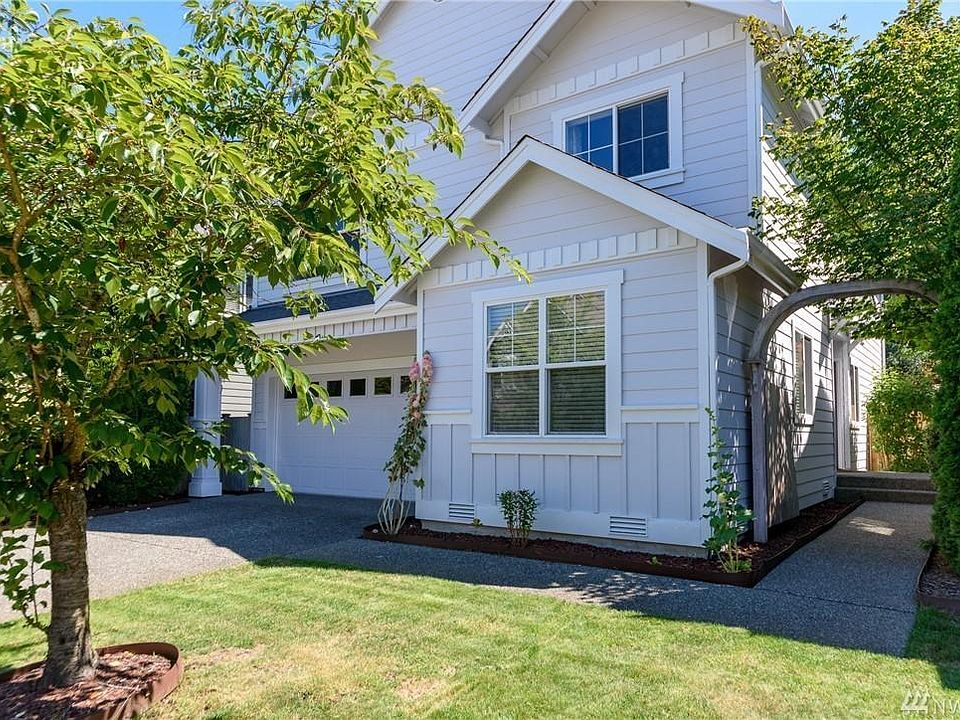 1st image of 546 240th Ave SE