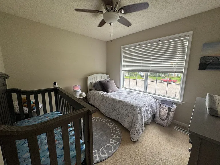 6 Old Pond Ct — Photo 18