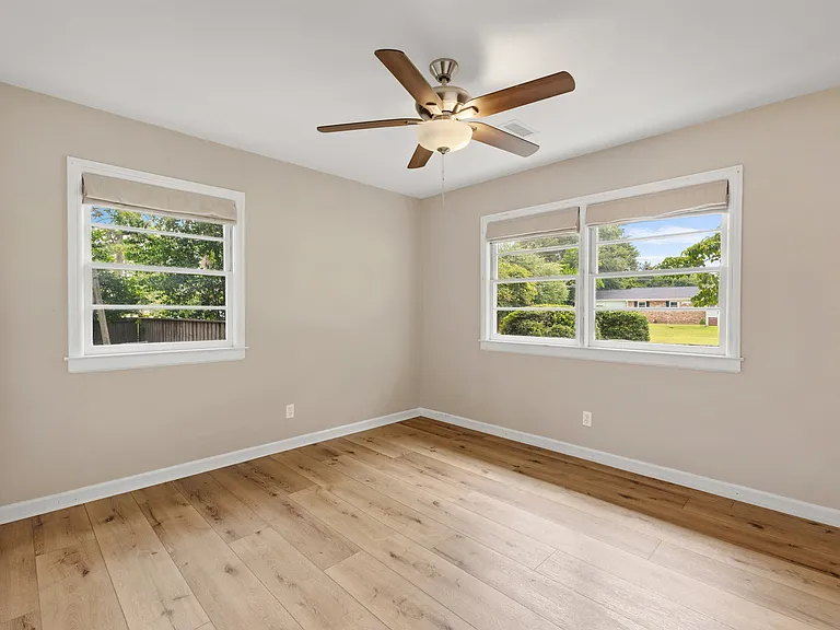 631 Spring Branch Rd — Photo 21