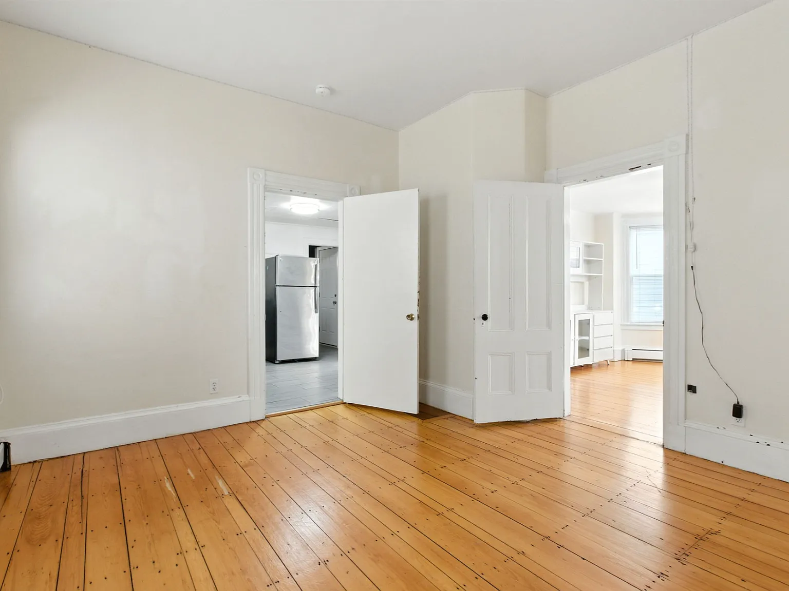2 bed, $2,800 — Photo 3