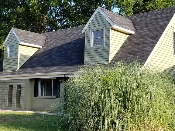 5th image of 827 River Oaks Dr