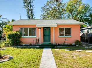 1437 56th St S, Gulfport, FL 33707