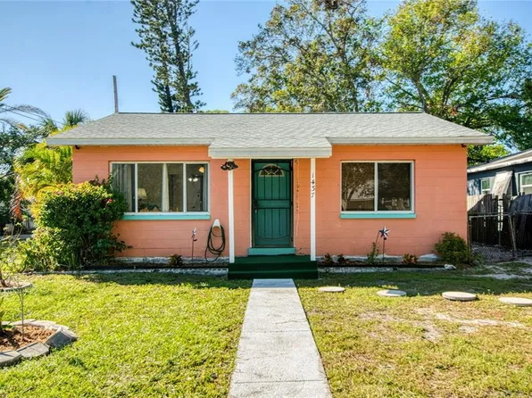 1437 56th St S, Gulfport, FL 33707