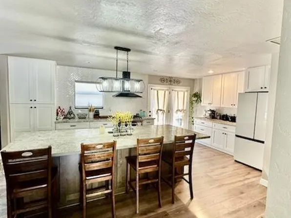 1251 N 41st Cir, Show Low, AZ 85901