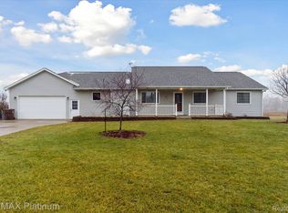 5292 Norton Rd, Howell, MI 48843