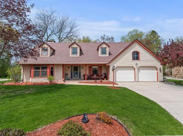 6521 North Hyacinth LANE, Glendale, WI 53217