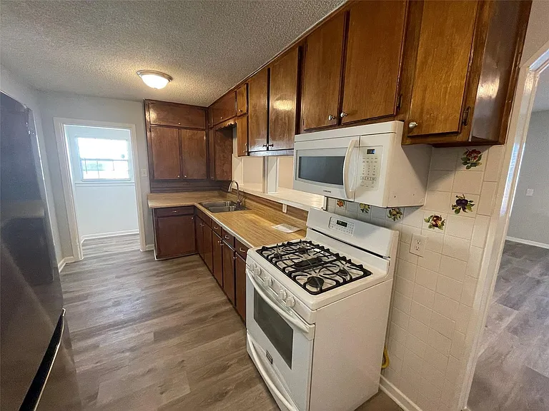 3800 Oscar Ave — Photo 12