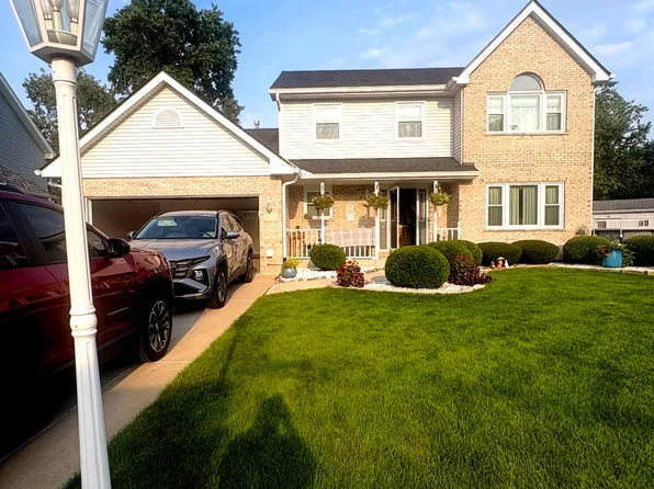 14101 Laramie Ct, Crestwood, IL 60418