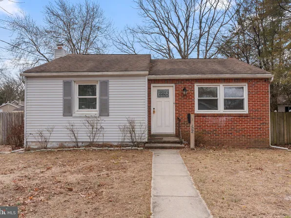 52 E 9th Ave, Pine Hill, NJ 08021