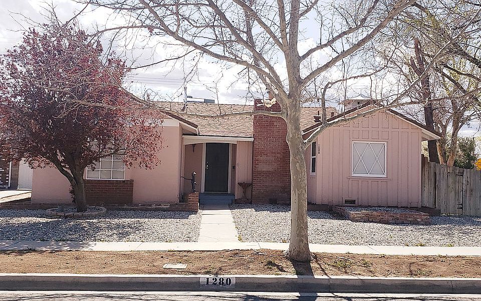 1st image of 1280 W Avenue H12