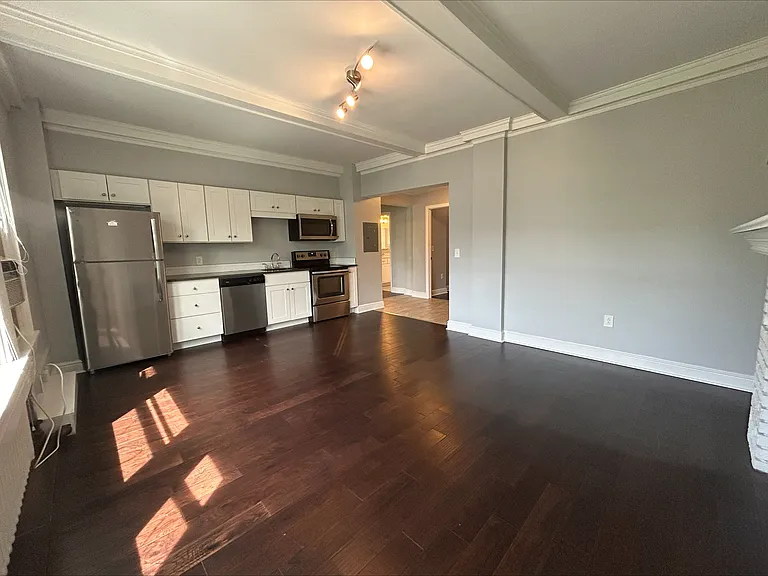 5727 Elwood #D2
