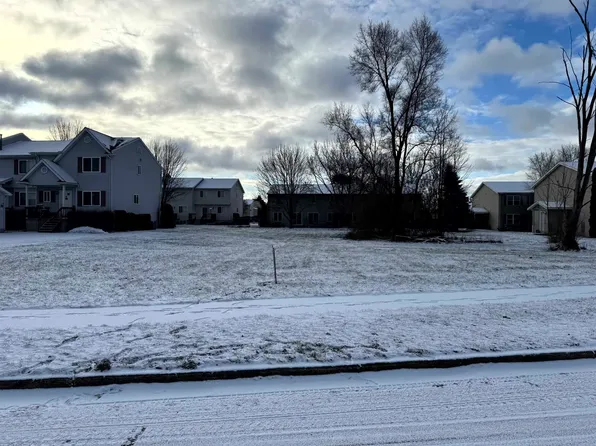 1510 Flynn Ln, Mount Pleasant, MI 48858