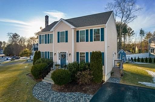 3rd image of 190 Appaloosa Way