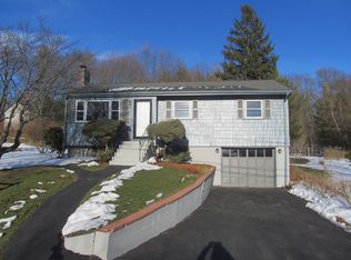 5 Rolling Ridge Rd, Franklin, MA 02038
