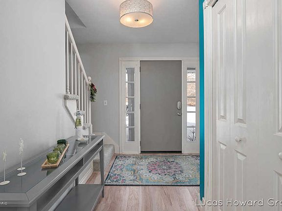 5th image of 6210 Kies St NE
