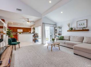 2730 W Segerstrom Ave UNIT B, Santa Ana, CA 92704