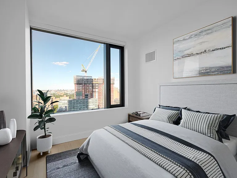 10 City Point #22N — Photo 8
