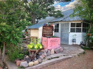 16 Tenedor Ln, Cuchillo, NM 87901