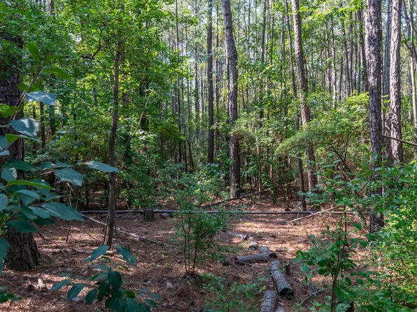 1633 Old Stagecoach Rd, Camden, SC 29020