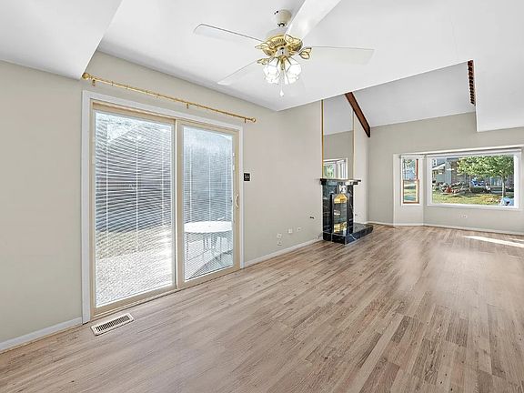 5th image of 9252 Cliffside Ln