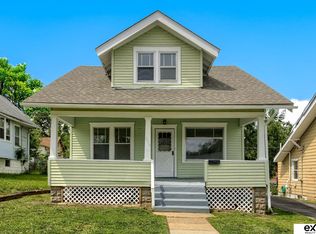3016 Newport Ave, Omaha, NE 68112
